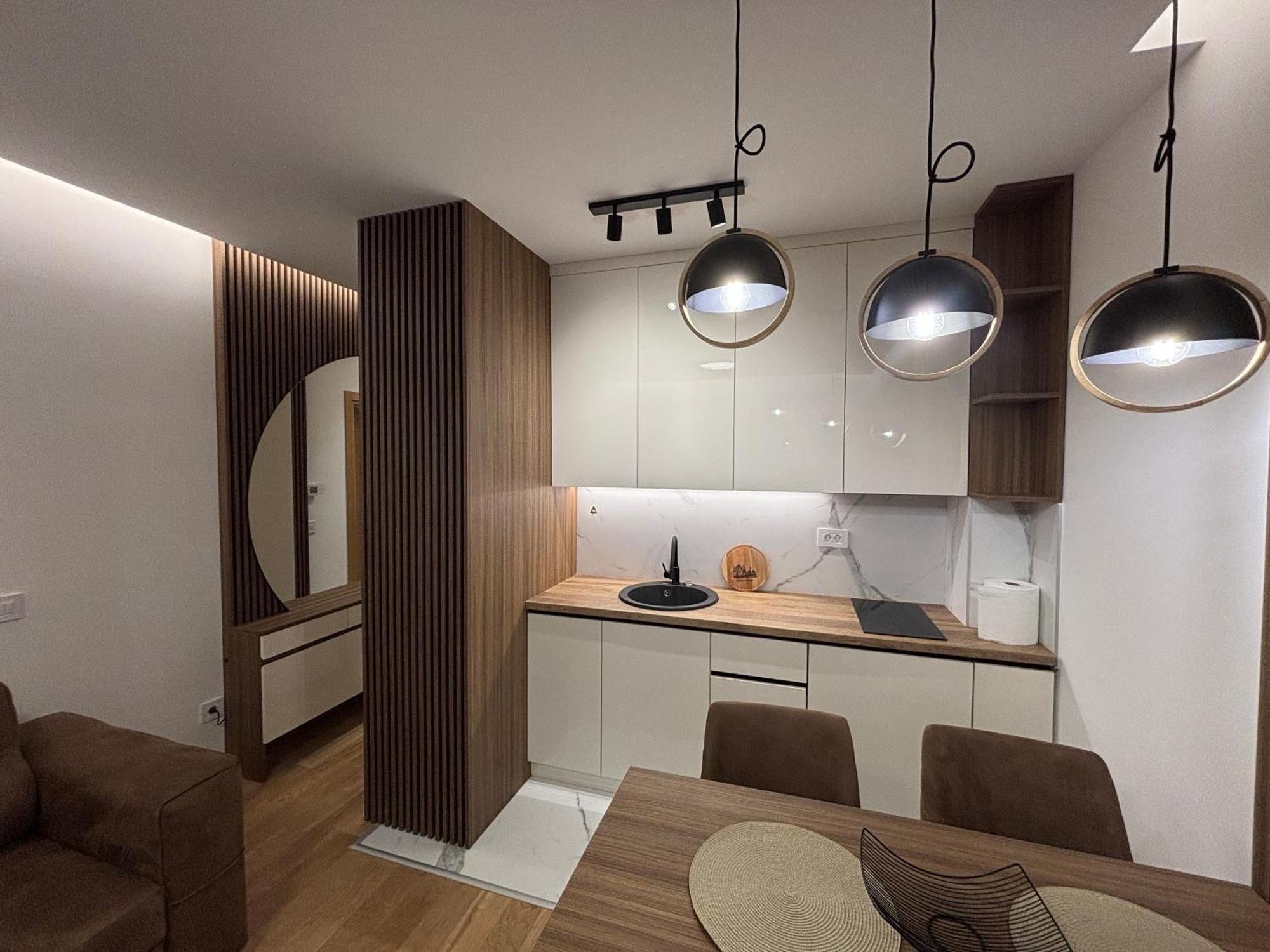 Mount Royal Apartment