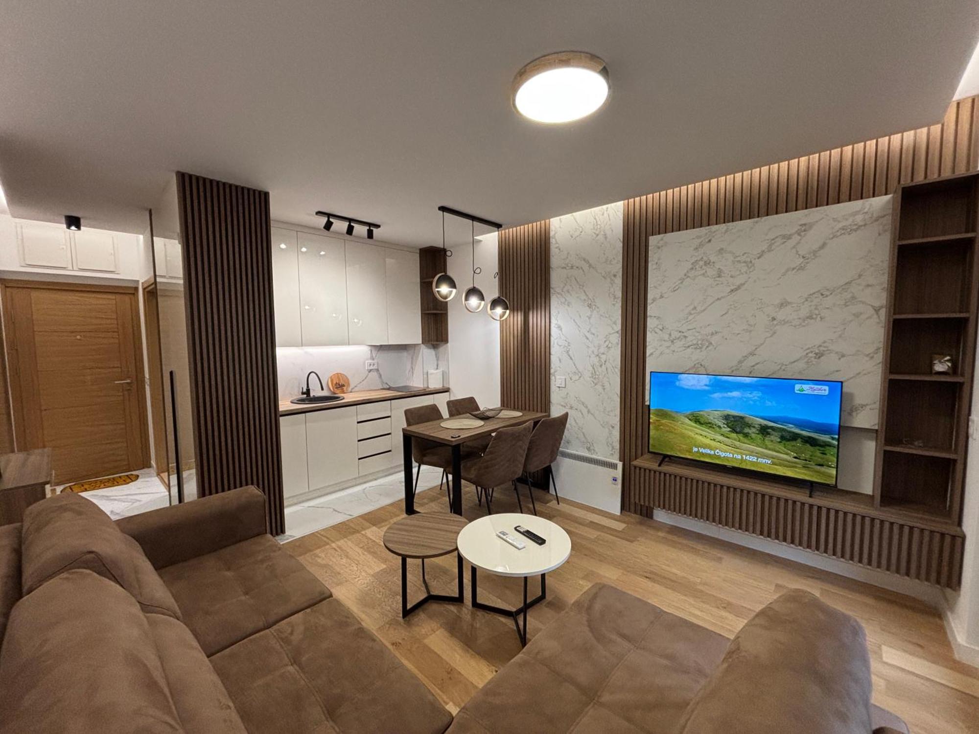 Mount Royal Apartment